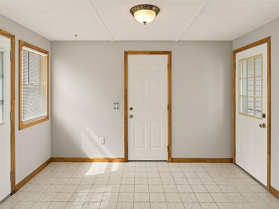 5th image of 168 Willowen Dr