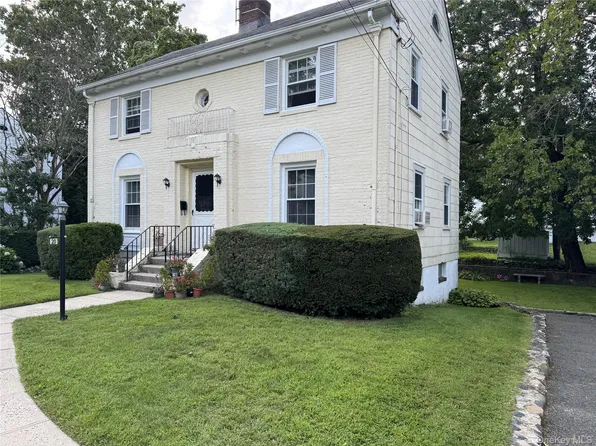 20 Elaine Terrace, Yonkers, NY 10701