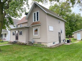 240 Broadway St N, Alden, MN 56009