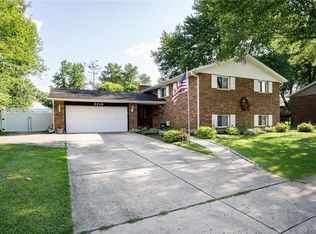 2210 King Richard Pkwy, Miamisburg, OH 45342