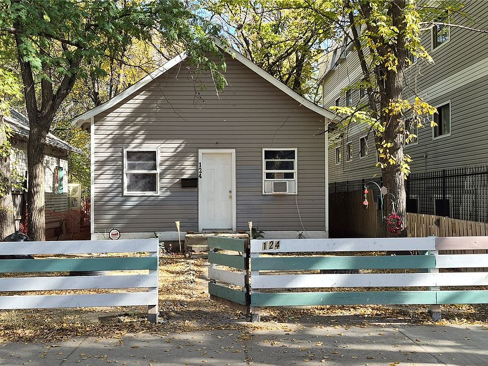 1st image of 124 O Avenue S