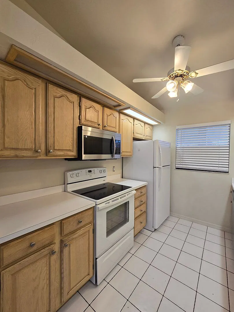4815 Triton Ct. #7 — Photo 4