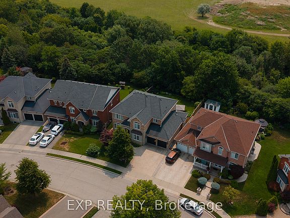 2nd image of 26 Packham Cir