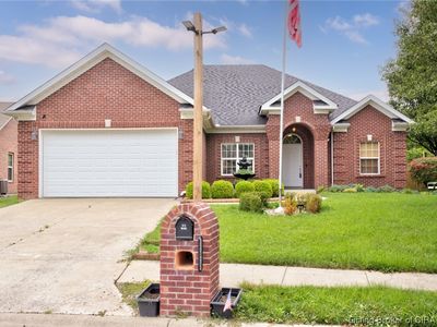 11813 Perry Crossing Parkway, Sellersburg, IN, 47172