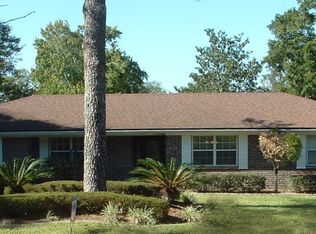 3950 Moss Oak Dr, Jacksonville, FL 32277