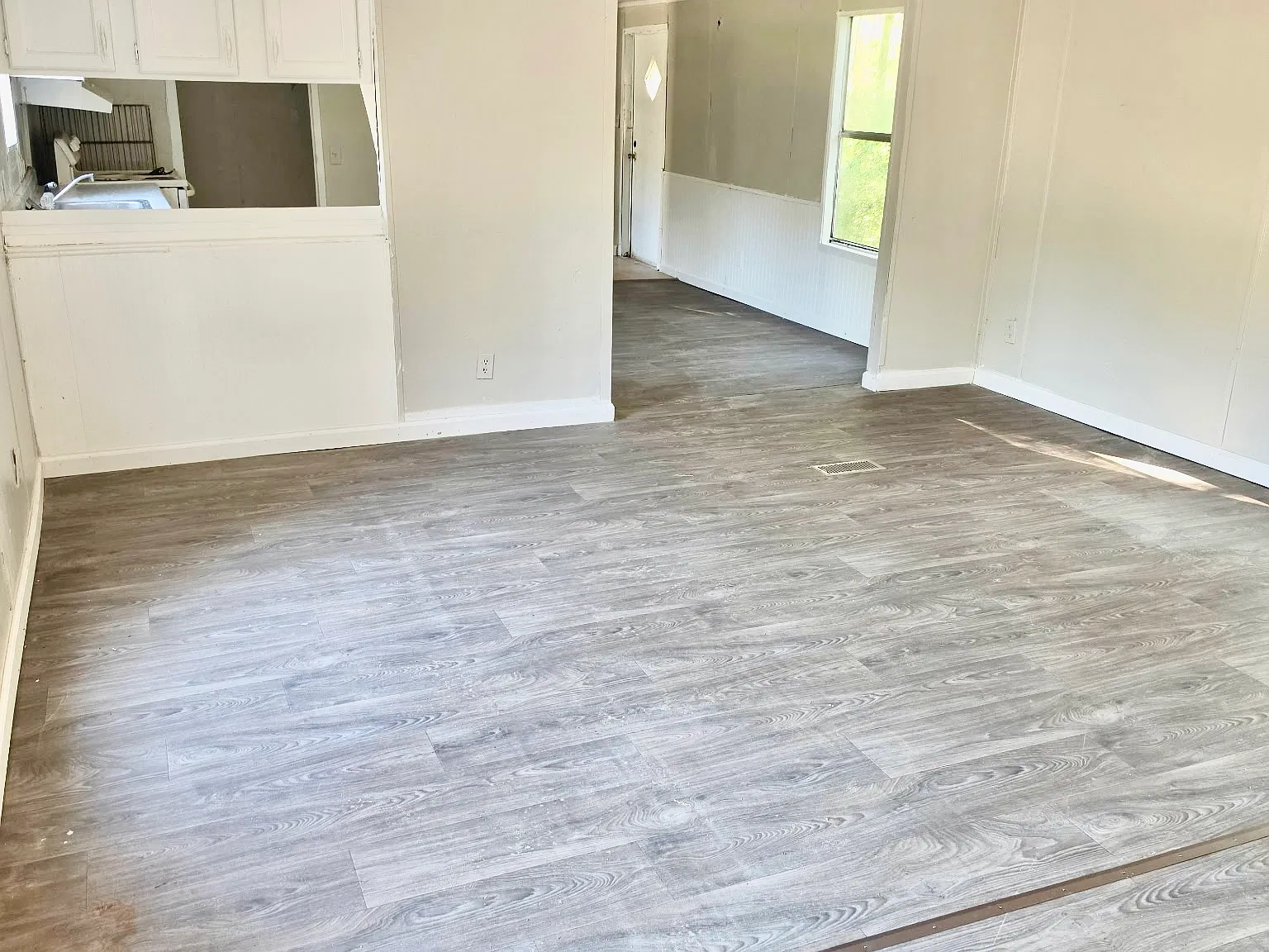 4 bed, 1280 sqft, $790 — Photo 4