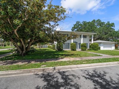 24 Fountain Sq, Belleair, FL, 33756