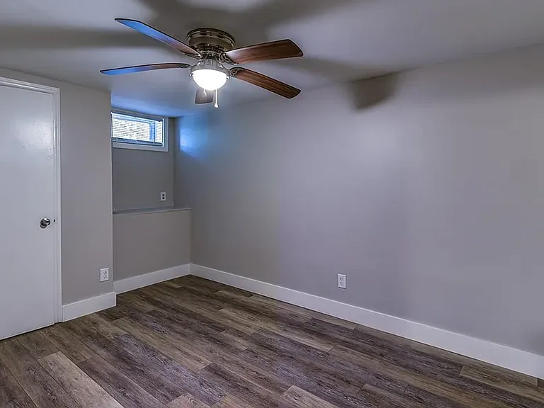 183 Hillside Dr — Photo 4