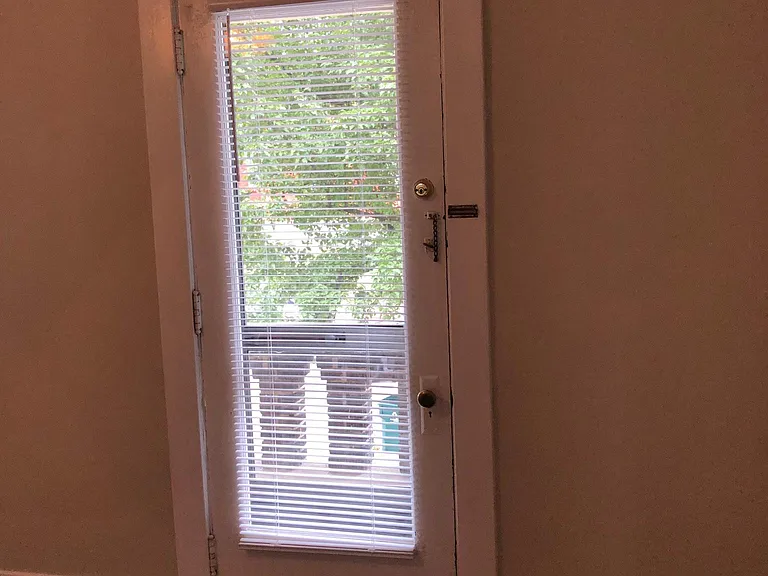 Livingroom entry to porch