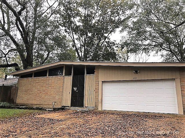1st image of 3571 Sykes Park Dr