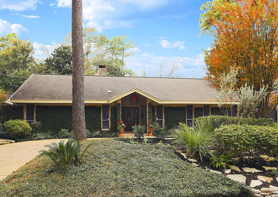 Recently landscaped island provides a little privacy.