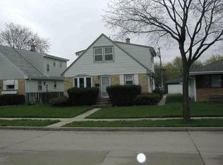 5660 N 97th St, Milwaukee, WI 53225