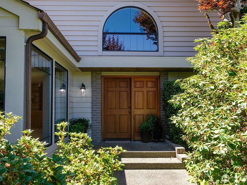 1st image of 106 Chinook Lane