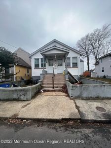 11 St Peters Place, Keansburg, NJ, 07734