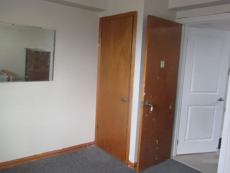 24A Roncesvalles Ave #3 — Photo 5