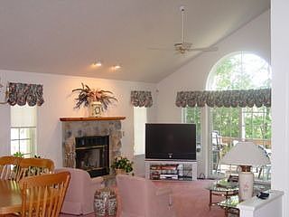 2nd image of 152 Woodloch Spgs
