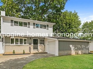 2438 W Adams St, Saint Charles, MO 63301