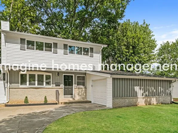 2438 W Adams St, Saint Charles, MO 63301