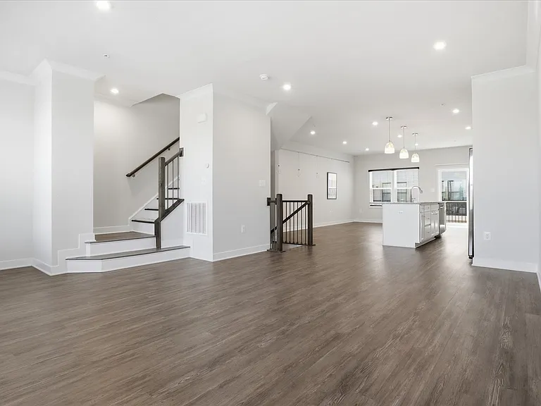 4702 Towne Park Rd — Photo 11