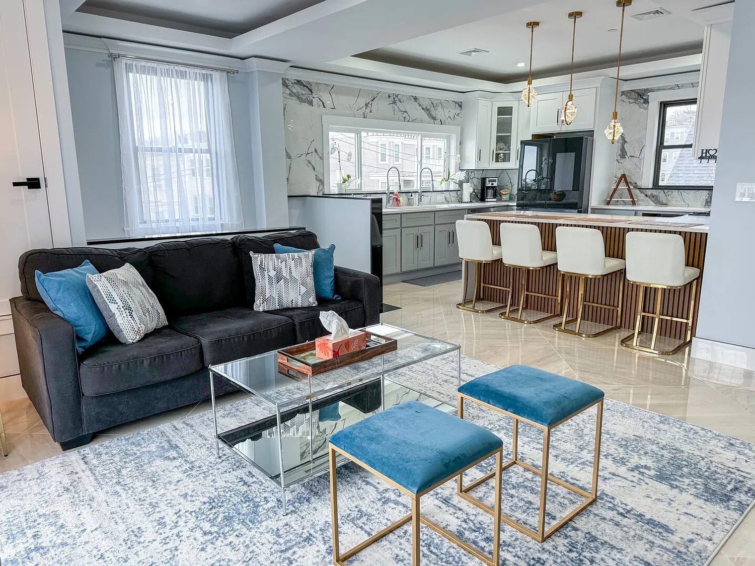 3 bed, 2.0 bath, 1291 sqft, $7,289 — Photo 1