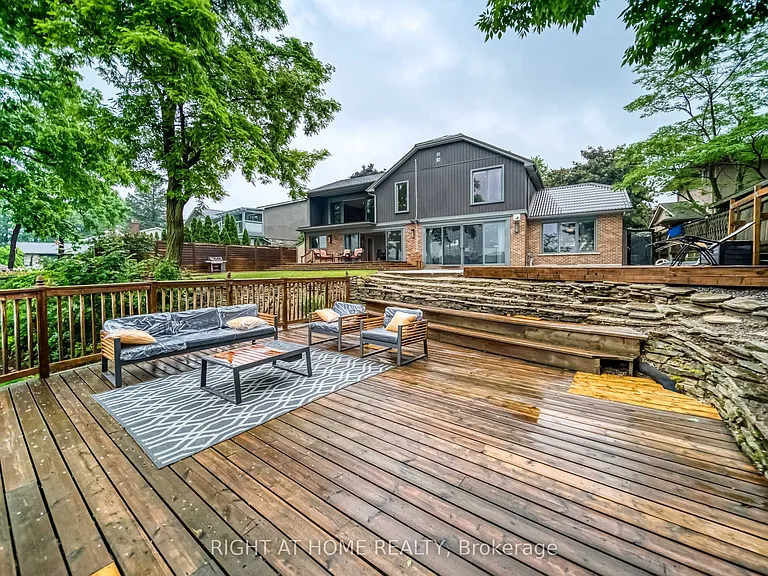 44 Royal Henley Blvd — Photo 45