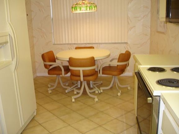 2nd image of 2705 NW 104th Ave APT 104