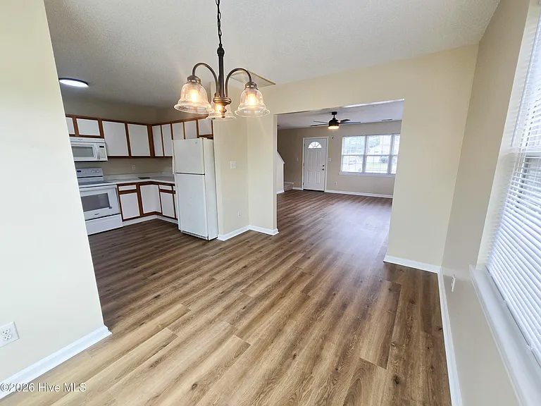 14 Pirates Cove Dr — Photo 6
