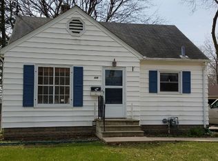 926 Byron Ave, Waterloo, IA 50702