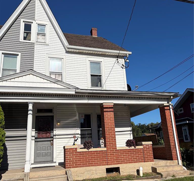 1st image of 215 Washington St