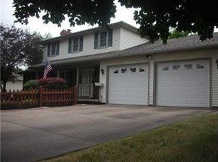 5778 Susanne Dr, Lockport, NY