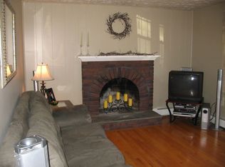 35 Slater Rd, Tolland, CT 06084