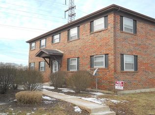 6748 Highland House Ct APT C, Saint Louis, MO 63123