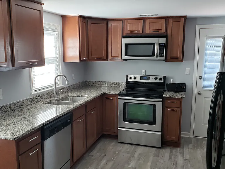 387 Hewett Burton Rd SE — Photo 5