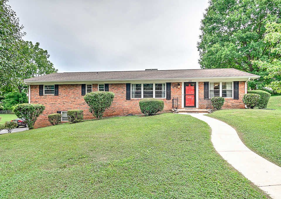 1st image of 1405 Woodmont Dr