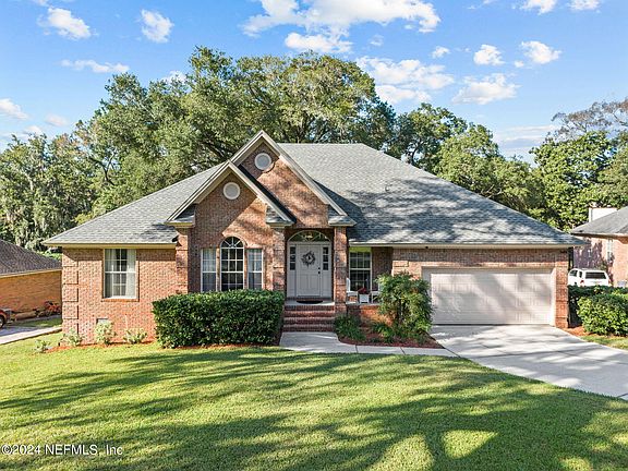 2nd image of 3686 CRIMSON OAKS Drive