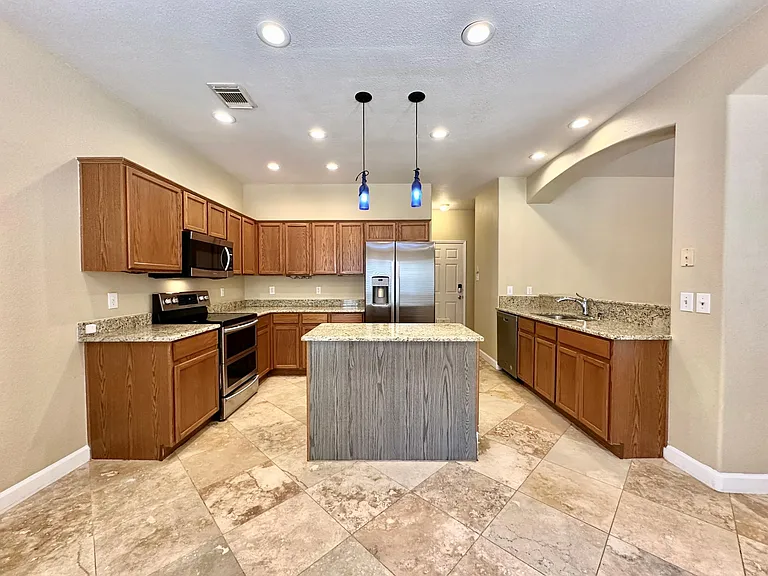 13611 Ashley Oaks — Photo 7