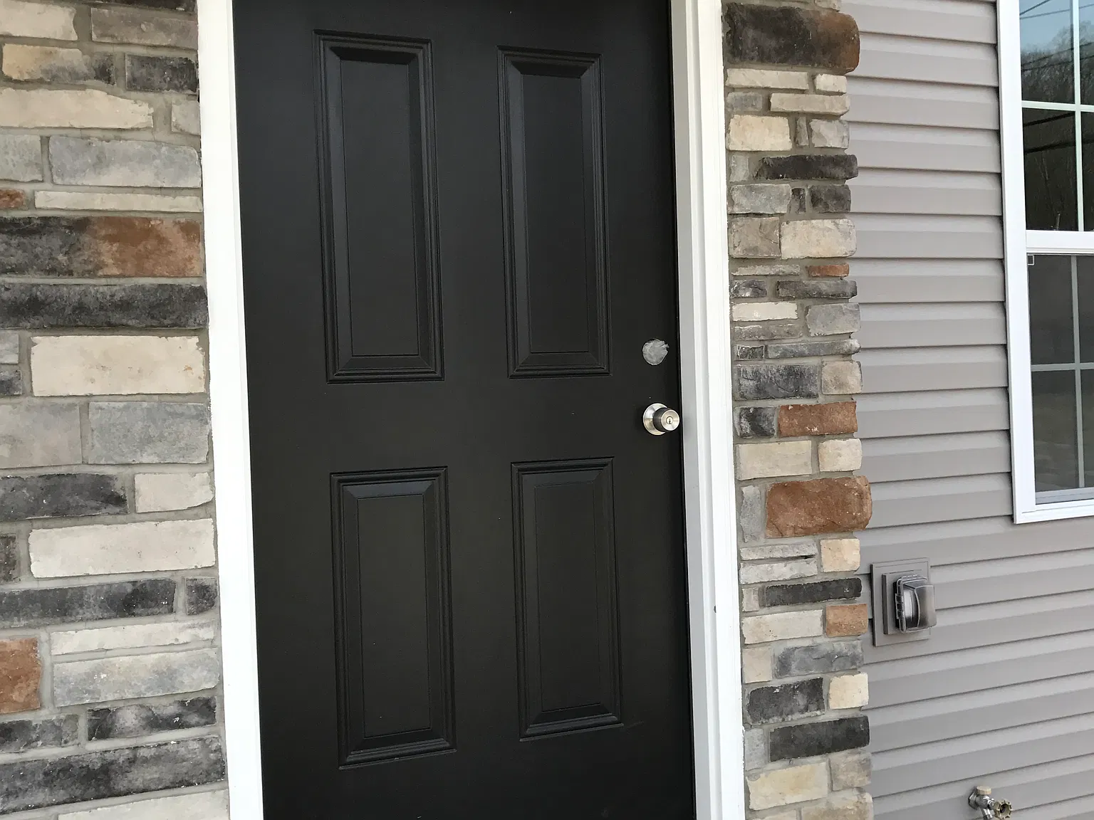 3 bed, 2.5 bath, 1500 sqft, $1,500 — Photo 3