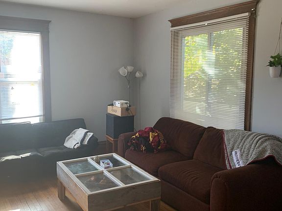 4th image of 1212 Como Ave SE #4