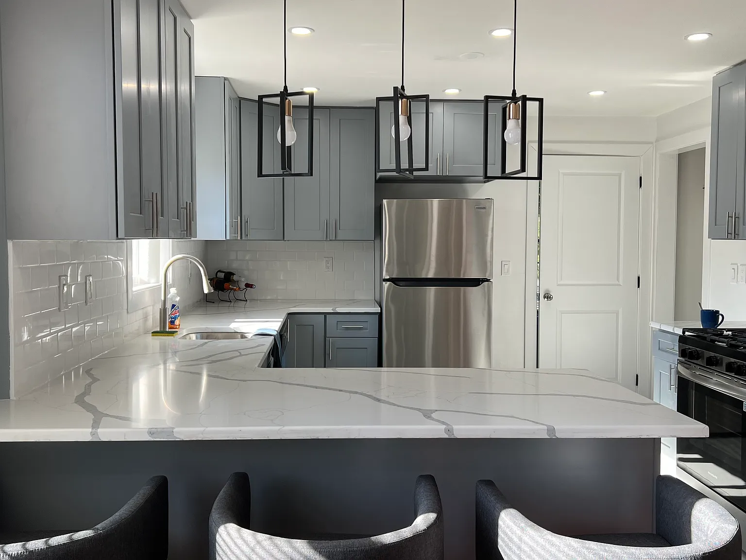 124 Wall St — Photo 4