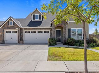 3829 W Clinton Ave, Visalia, CA