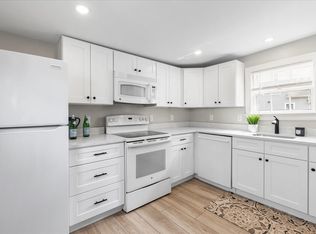 15 Hobart St, Braintree, MA 02184