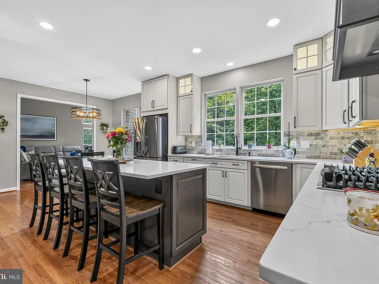 8147 Cancun Ct — Photo 15