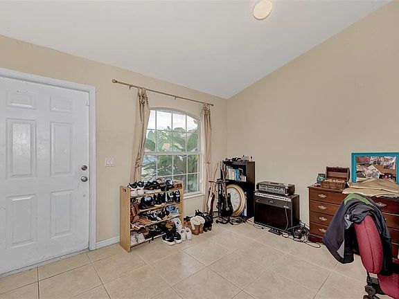4th image of 10411 Kidron Ave