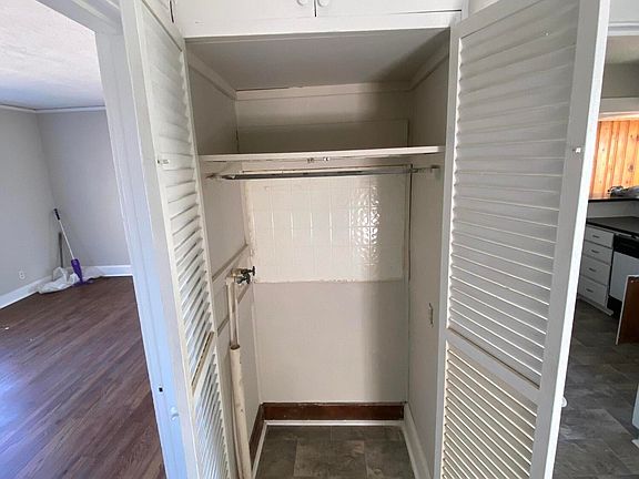 5th image of 1008 Stewart Avenue