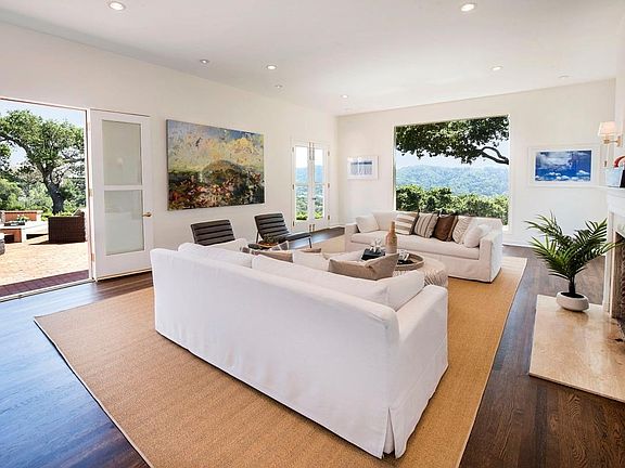 3rd image of 61 Upper Toyon Dr
