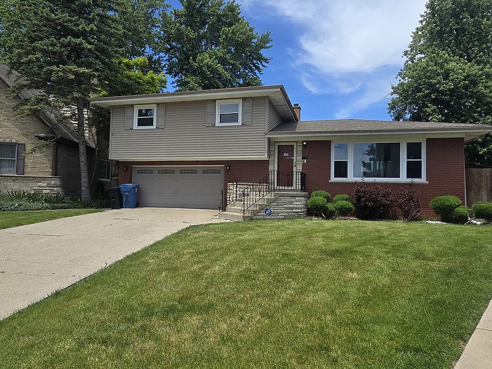1st image of 309 Streamside Dr