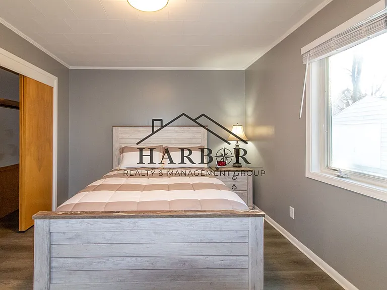 5th Avenue SE Duplex — Photo 22