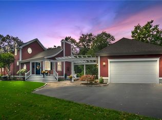 160 Middle Rd, East Greenwich, RI 02818