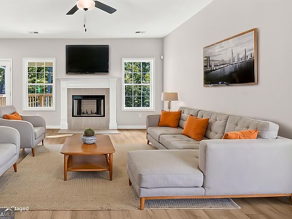 3rd image of 112 Ironwood Way #83