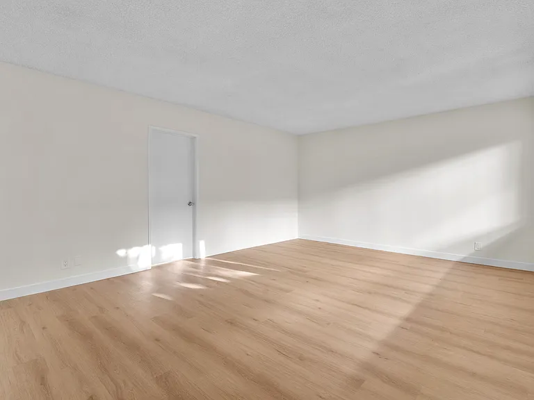 3125 W Adams Blvd #3 — Photo 15